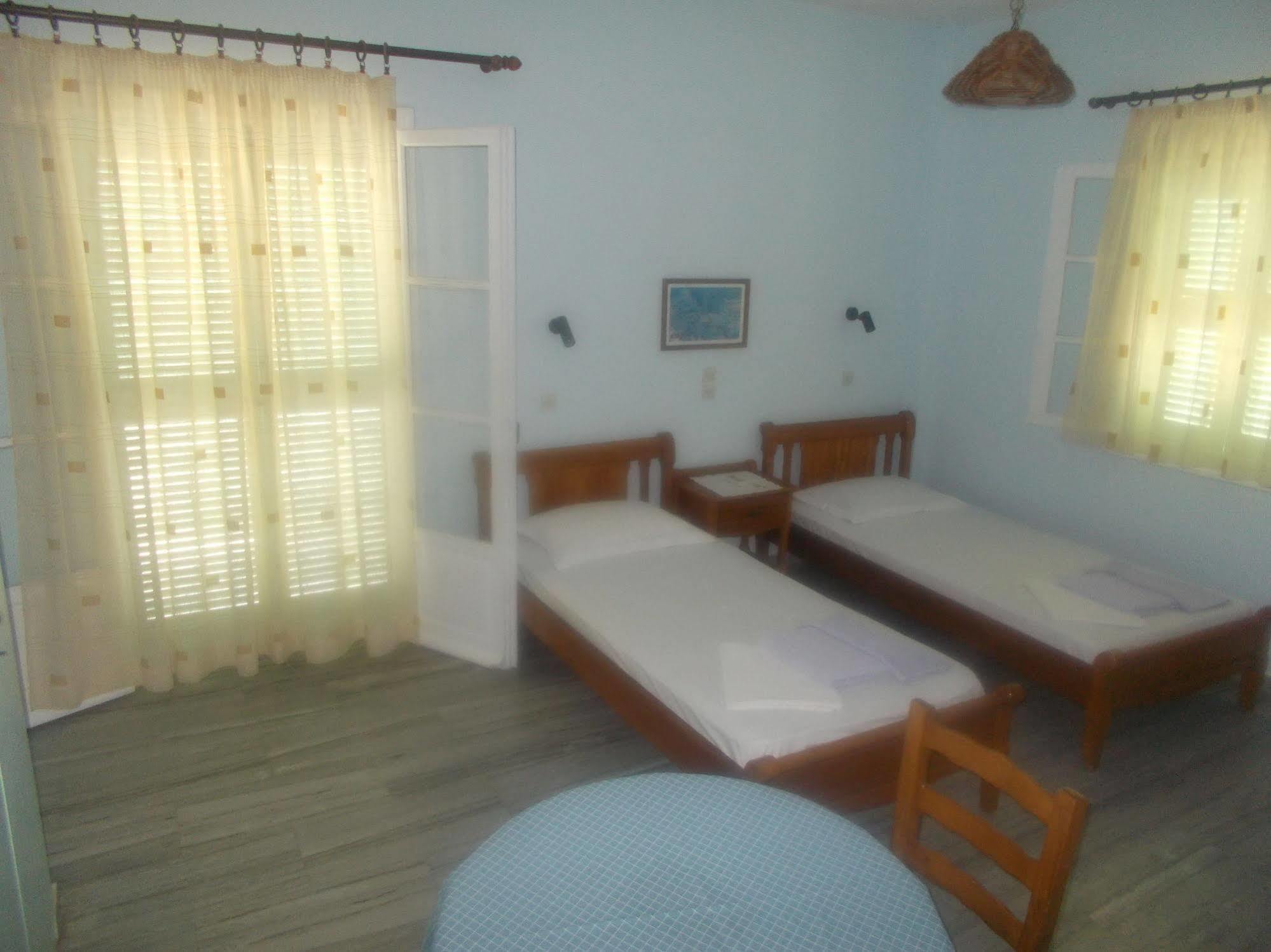 Astoria Apartments Páros Zewnętrze zdjęcie